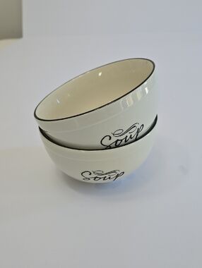 Harry & David Set Of 2 Soup Bowls White Ceramic Stoneware With Black Trim